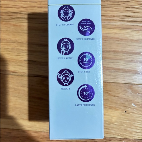 WealthSkin Wrinkle Reduction Eye Cream NWT - Picture 3 of 5